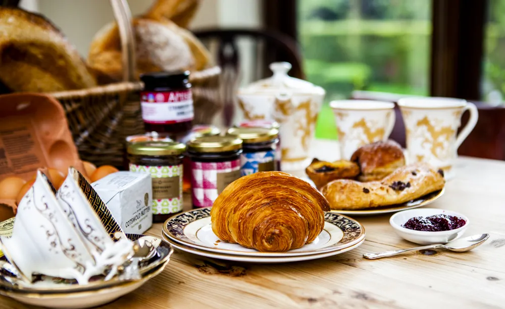 Breakfast & Pastries at Teddington’s Farm Shop